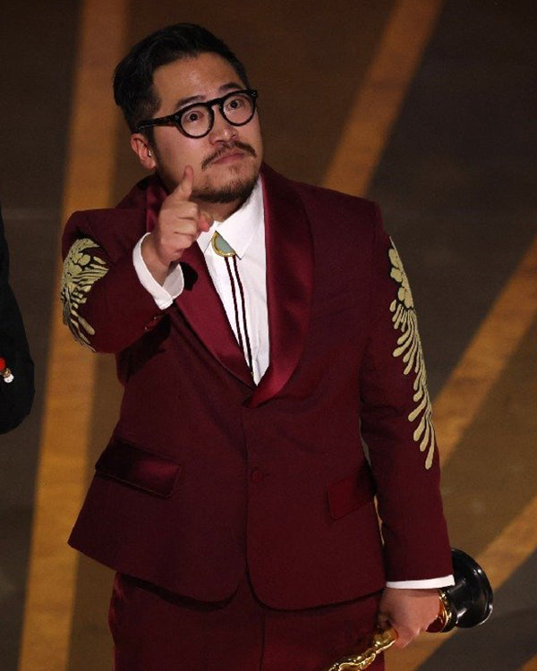 Oscar 2023 Daniel Kwan Maroon Suit